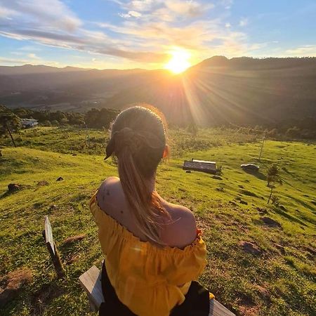 Ap. Shalom. Pousada Colina Dos Ventos Urubici Esterno foto